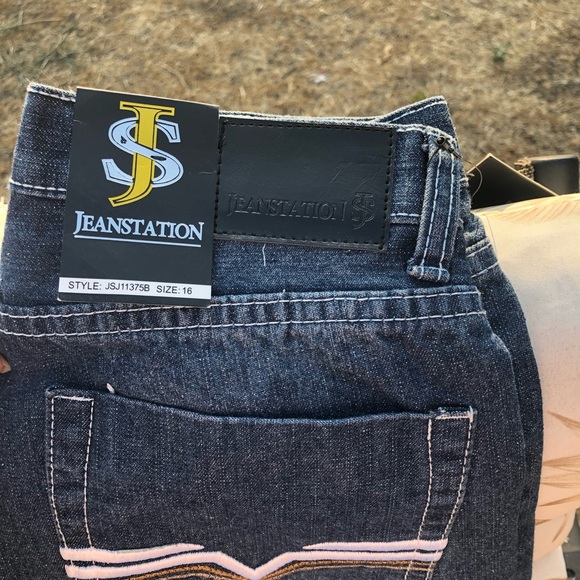 Jeans - Picture 4 of 4